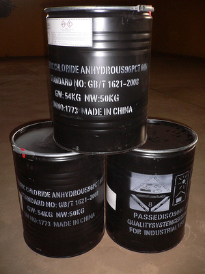 産業等級の黒色火薬FeCl3無水鉄塩化物の鉄IIIの塩化物