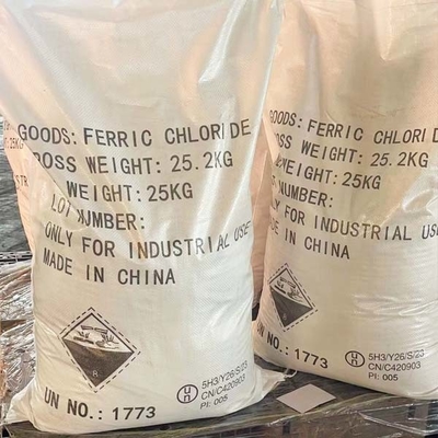 25 KG / BGA FeCL3 水処理化学物質として使用される鉄塩化物